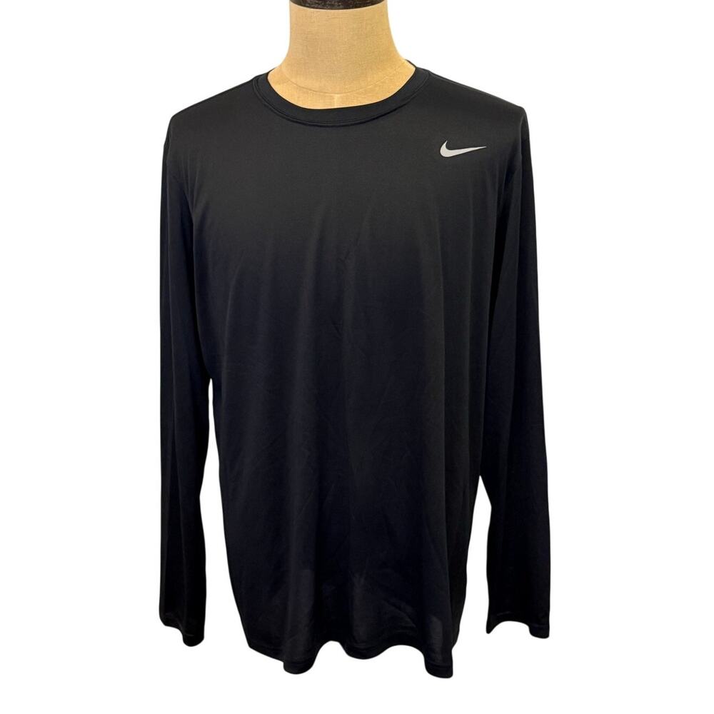 The NIKE Tee L/S T-Shirt Solid Black Men XL